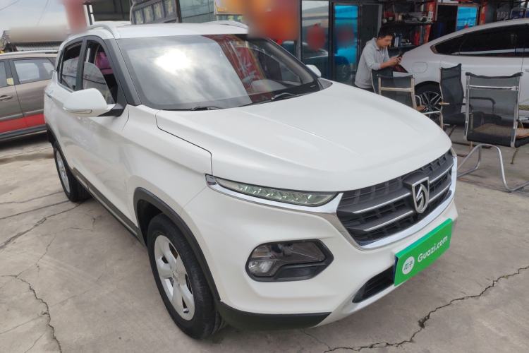 Used Baojun 510 2017 1.5L Manual Fashion Model Front Right 45 Deg