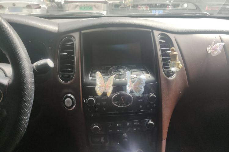 Used Infiniti QX50 2015 2.5L Enjoyment Edition Audio And AC Panel