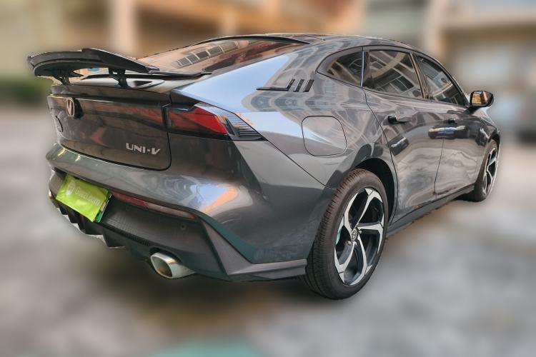 Used Changan UNI-V iDD 2023 ZhiDian iDD 1.5T 113km ZhiKu Model
