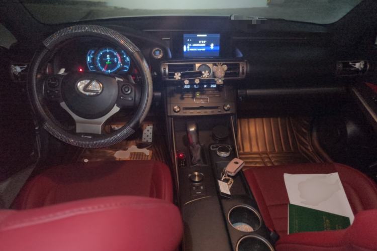 Used Lexus IS 2015 200t F SPORT Center Console