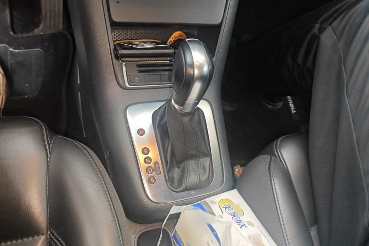 Used Volkswagen Tiguan L 2015 1.8TSI Automatic Two-Wheel Drive Comfort Edition
