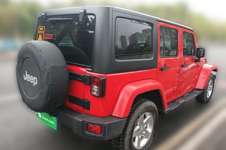 Used Jeep Wrangler 2015 2.8TD Sahara Four-Door Comfort Edition