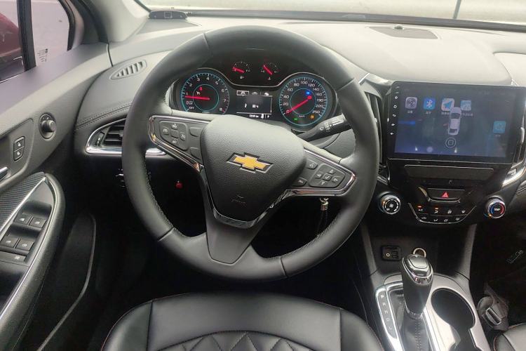 Used Chevrolet Cruze 2017 1.5L Automatic Pioneer Sunroof Edition