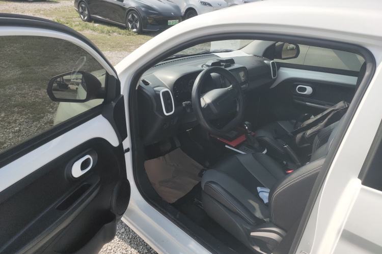 Used Roewe Clever 2022 311km QiQi BoBo Edition
