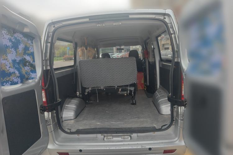 Used CHANGAN KAICHENG Ruixing M60 2023 1.5L GDI Elite-Class Passenger Vehicle 6/7 Seats Trunk