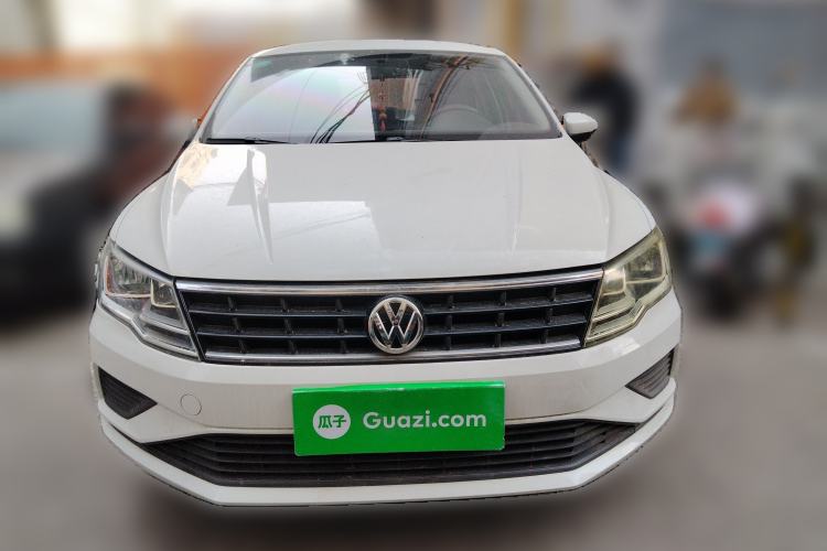 Used Volkswagen Jetta 2019 Dream Edition 1.5L Manual Fashion Version
