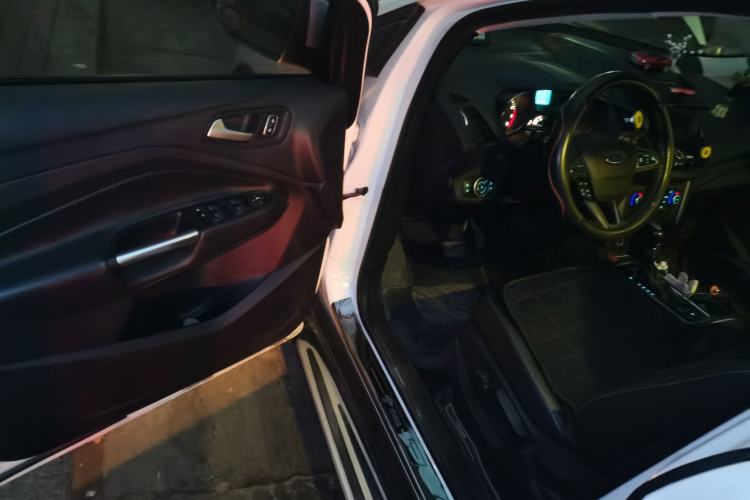 Used Ford Kuga 2017 EcoBoost 180 Two-Wheel-Drive Tiger Leap Model