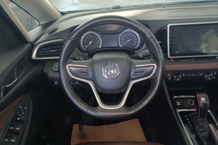 Used Buick GL6 2018 18T 6-Seater Luxury Model
