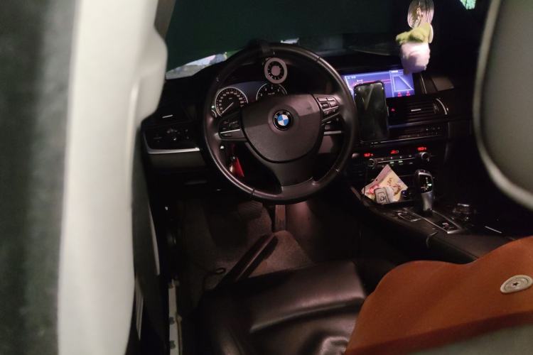 Used BMW 5 Series 2013 520i Elegant Edition