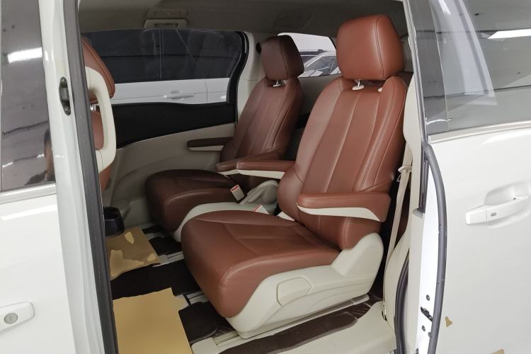 Used Buick GL8 2023 Land Executive Class Smart Enjoyment Model
