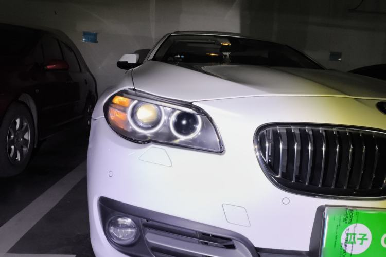 Used BMW 5 Series 2014 520Li Elegant Model
