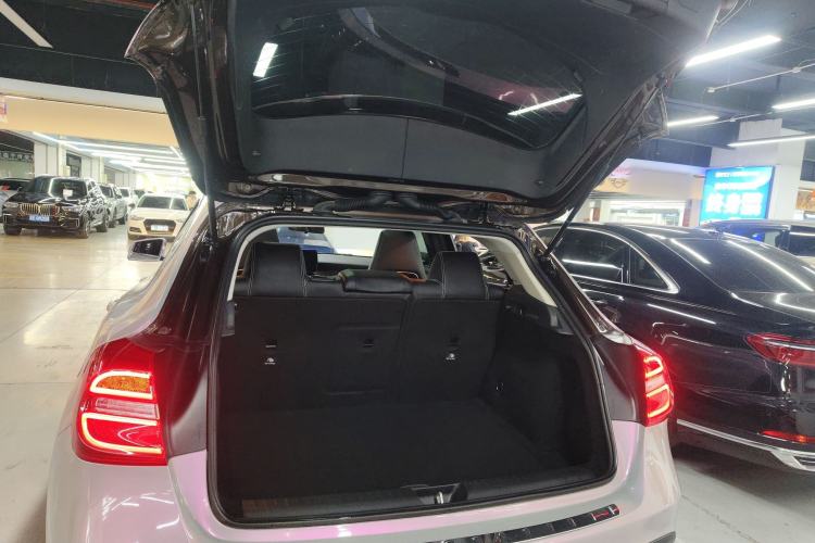 Used Mercedes-Benz GLA 2016 GLA 220 4MATIC Fashion Edition Trunk