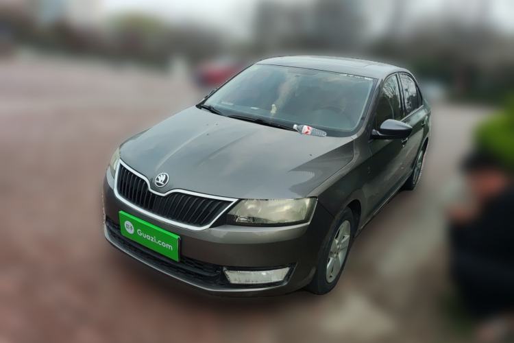 Used Skoda Rapid 2013 1.6L Automatic Smart Selection Model