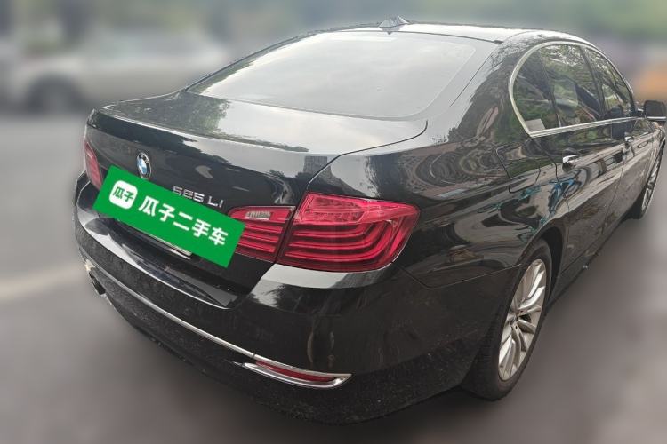 Used BMW 5 Series 2014 525Li Luxury Design Package
