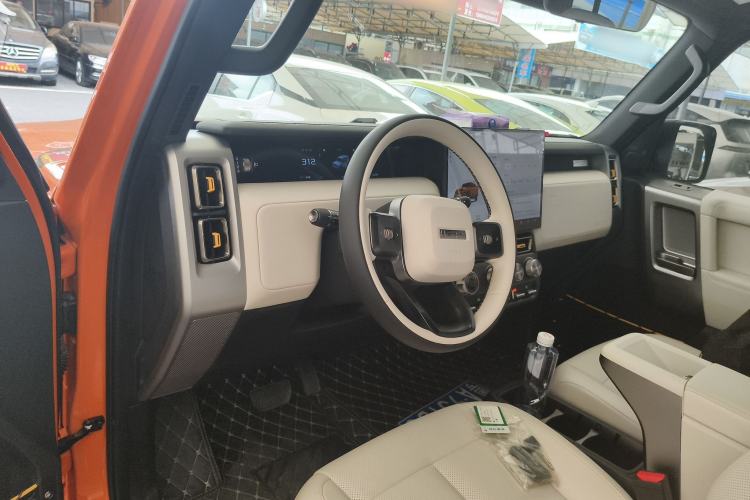 Used iCAR V23 2025 401 Two-Wheel Drive Intelligent Driving Version Driver Seat