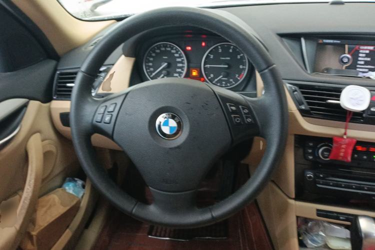 Used BMW X1 2012 sDrive18i Luxury Edition