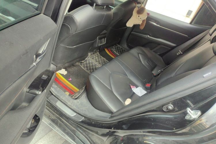 Used Toyota Camry 2023 2.0G Luxury Edition