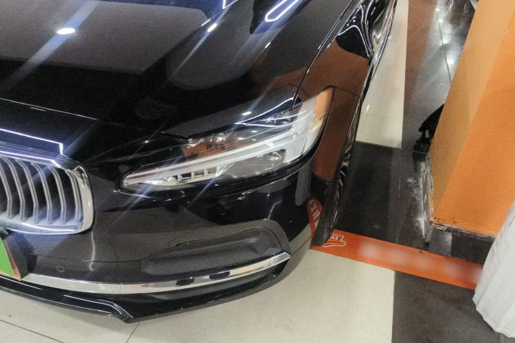 Used Volvo S90 2024 B5 Zhiyi Luxury Edition
