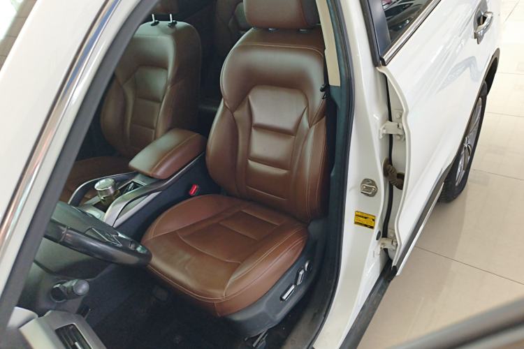 Used Geely Auto Emgrand X7 Sport 2016 1.8TD Automatic ZhiZun Version