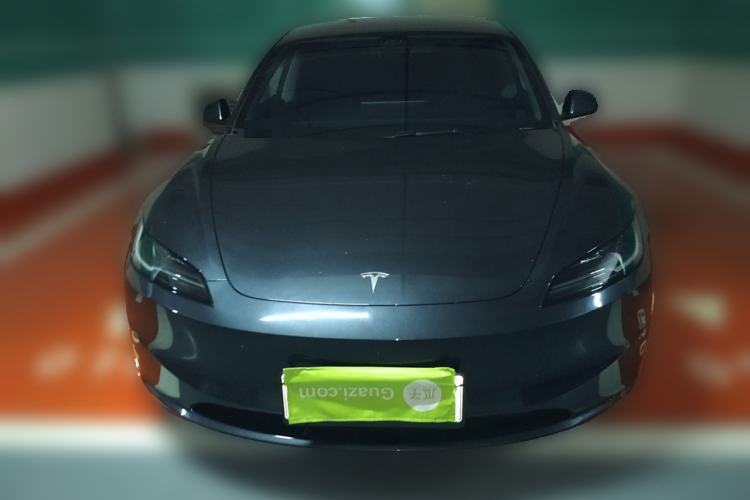 Used Tesla Model 3 2025 Rear-Wheel-Drive Version
