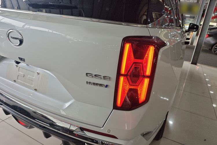 Used GAC Trumpchi GS8 2022 Dual-Engine Series 2.0TM Two-Wheel Drive Prestige Edition (7 Seats) Exterior 3