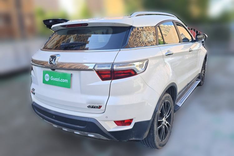 Used JMC Yusheng S330 2016 1.5L GTDi Automatic Two-Wheel Drive Fashion Edition
