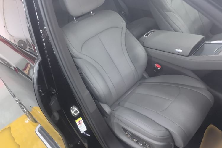 Used Denza N9 2025 Prestige Version
