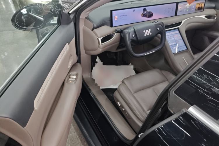 Used IM L6 2025 Ultra Model
