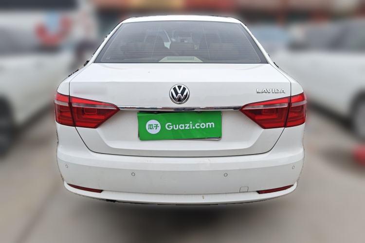 Used Volkswagen Lavida 2013 Restyled Classic 1.6L Manual Comfort Edition Rear