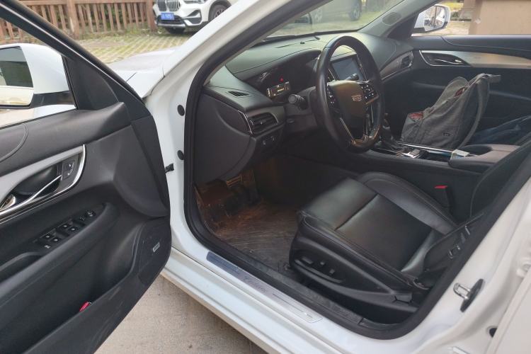 Used Cadillac ATS-L 2016 28T Fashion Edition
