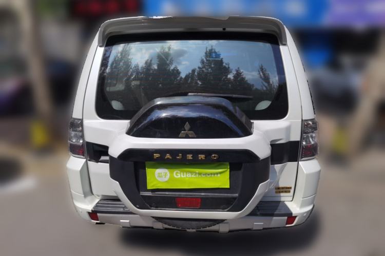 Used Mitsubishi Pajero 2018 V97 3.8L 5-Door GLS Sunroof – Middle East