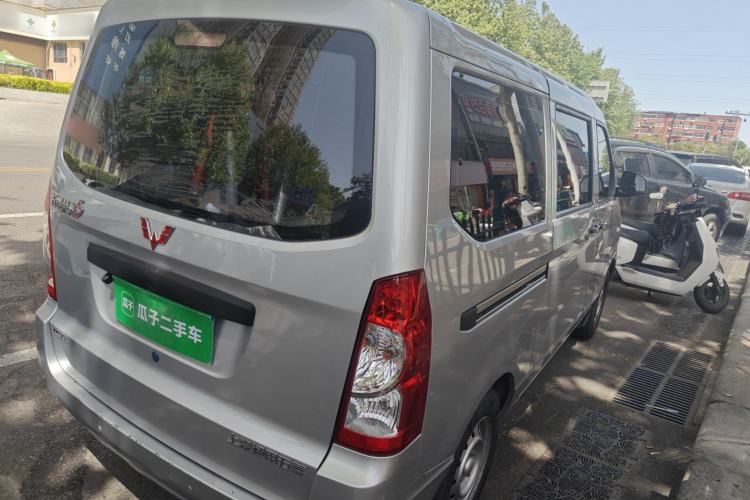 Used Wuling Rongguang S 2023 1.5L Base Version 5/7 Seats
