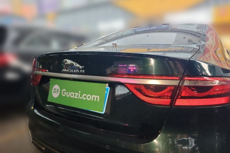 Used Jaguar XFL 2021 XFL 2.0T P250 Two-Wheel-Drive Elite Sport Edition Rear