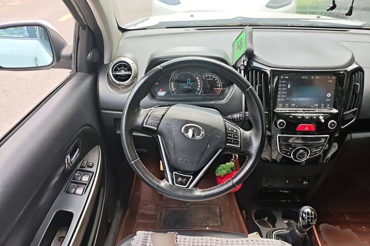 Used Great Wall M4 2014 1.5L Manual Luxury Model Steering Wheel