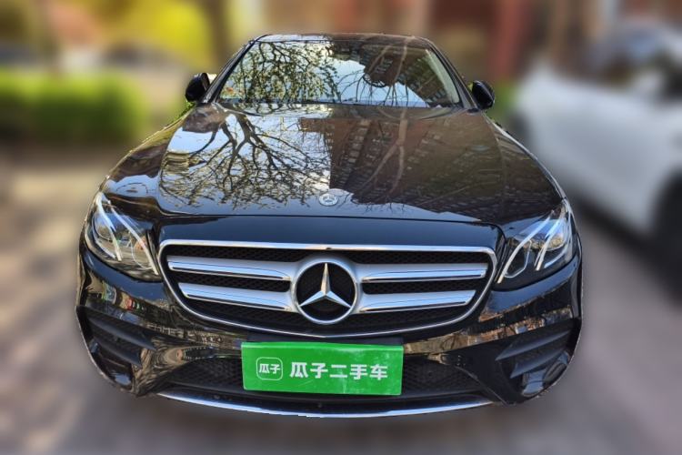 Used Mercedes-Benz E-Class 2017 E 300 L Sporty and Stylish Model
