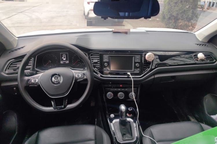 Used Volkswagen T-ROC 2018 280TSI DSG Two-Wheel Drive Comfort Version China VI Standard