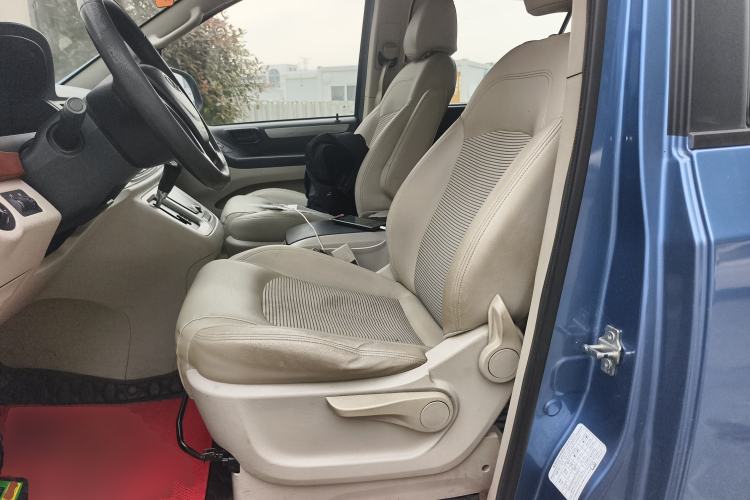 Used SAIC MAXUS G10 2016 2.0T Automatic Elite Edition
