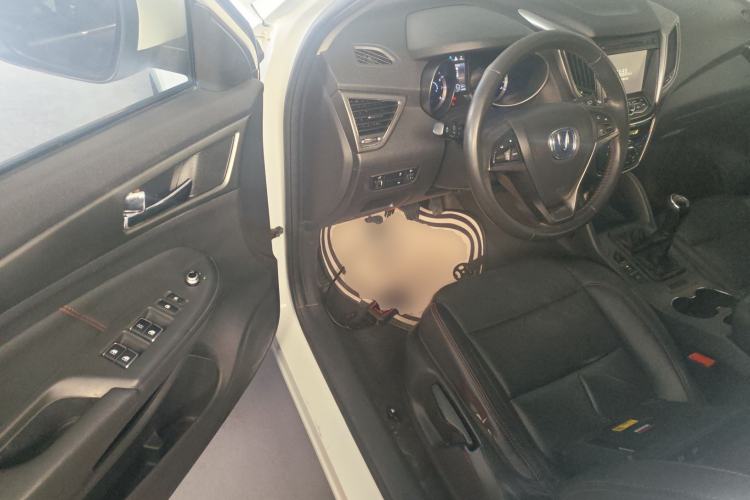 Used Changan CS75 2014 2.0L Manual Luxury Version China IV Standard