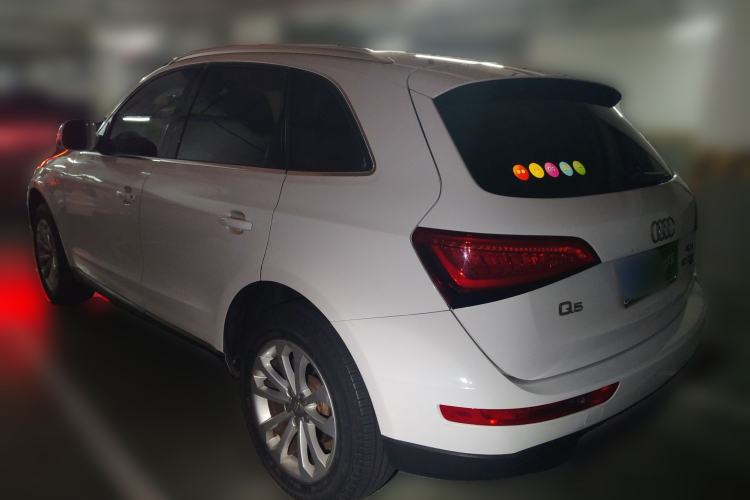 Used Audi Q5 2015 40 TFSI Technology Edition Rear Left 45 Deg