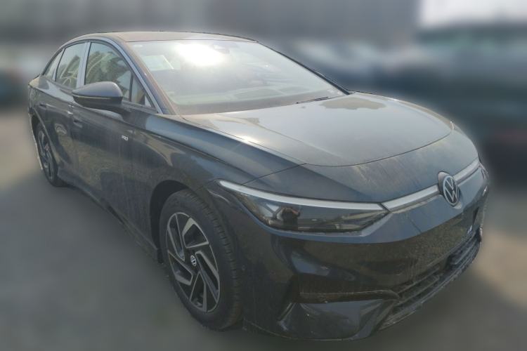 Used Volkswagen ID.7 VIZZION 2024 PRO Model Front Right 45 Deg