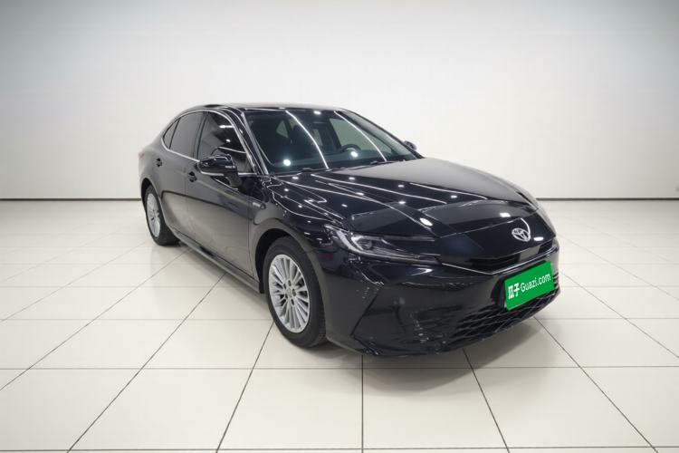 Used Toyota Camry 2024 Dual-Motor 2.0 HE Elite Edition