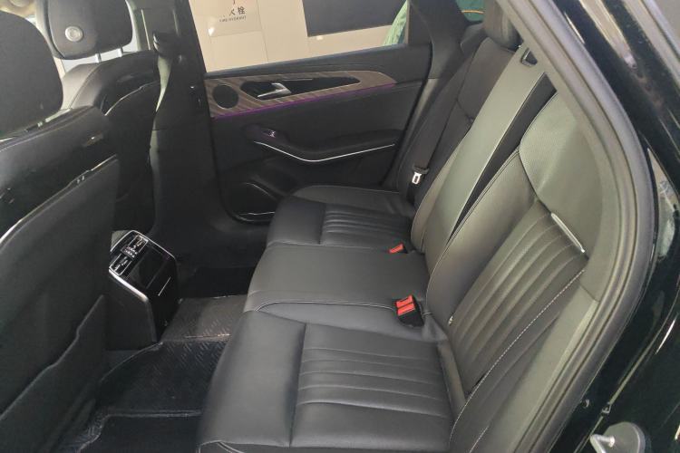 Used Hongqi H9 2023 2.0T Smart Connect Flagship Edition
