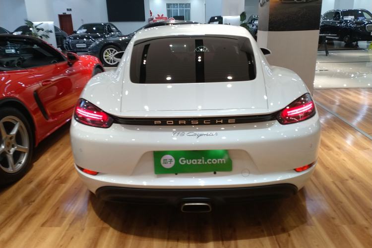 Used Porsche 718 2022 Cayman 2.0T
