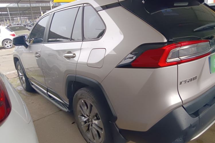 Used Toyota Wildlander 2022 2.0L CVT Two-Wheel Drive Luxury PLUS Edition