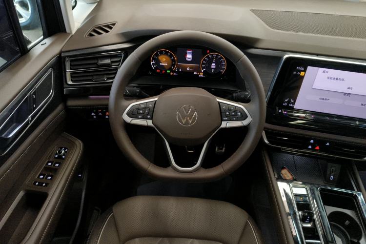 Used Volkswagen Viloran 2024 380TSI Premium Edition