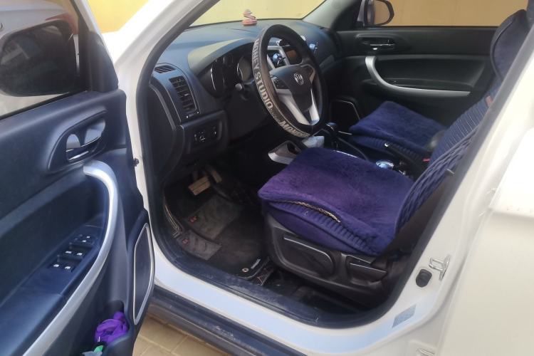 Used CHANGAN CS35 2016 1.6L Automatic Luxury Model China IV Standard
