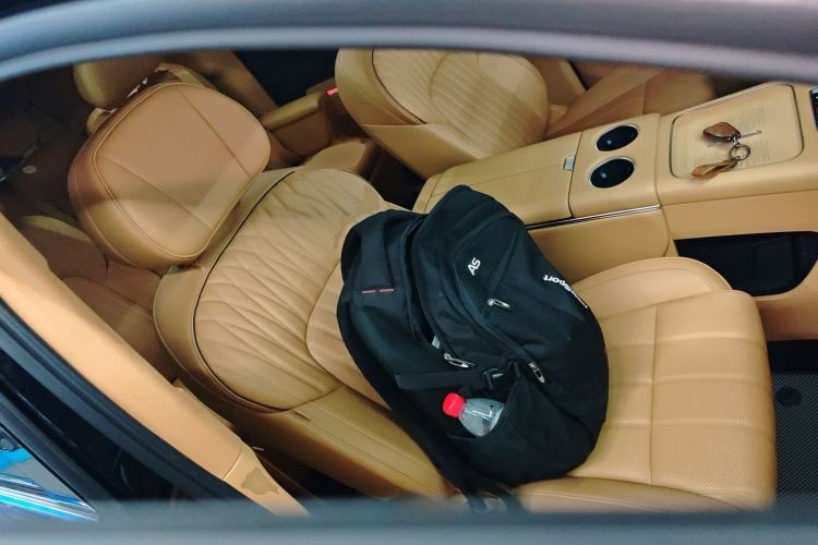 Used VOYAH Dream 2025 PHEV Four-Wheel-Drive Flagship Version – Qiankun Edition
