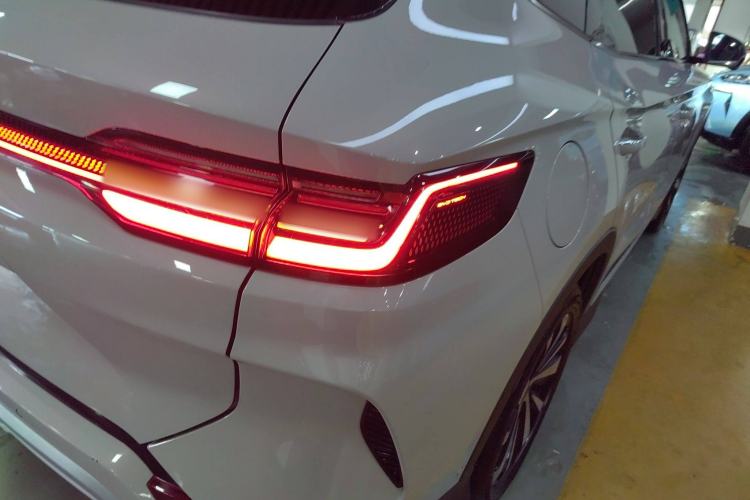 Used BYD Song PLUS New Energy 2023 Champion Edition EV 605KM Flagship PLUS