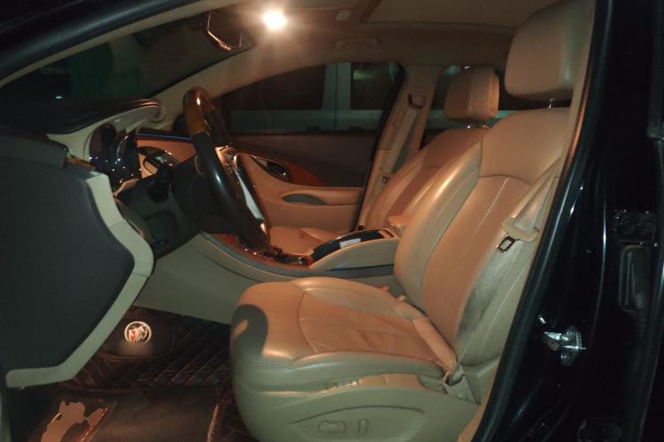 Used Buick LaCrosse 2012 2.4L SIDI Luxury Edition Left Front Seat