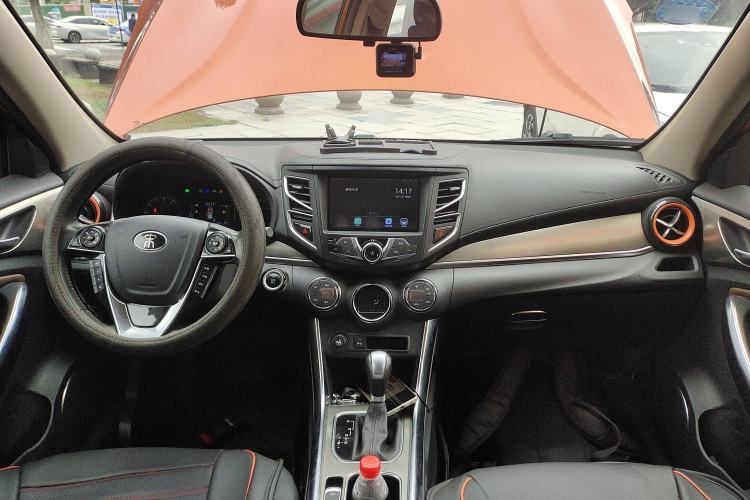 Used BYD Song 2016 GaiShi Edition 1.5TID Automatic Elite Model
